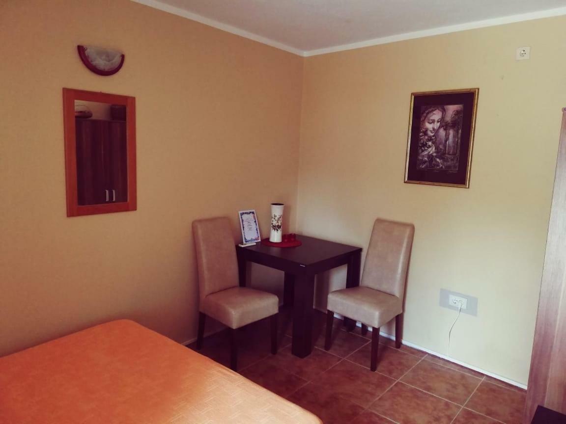 Risan Center Apartment Buitenkant foto