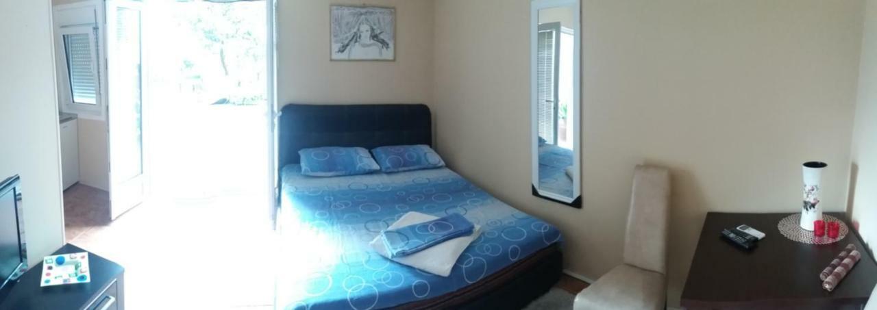 Risan Center Apartment Buitenkant foto